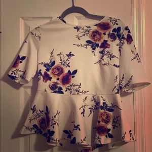 🔴3 for $15🔴 SHEIN Floral Peplum Top Size L